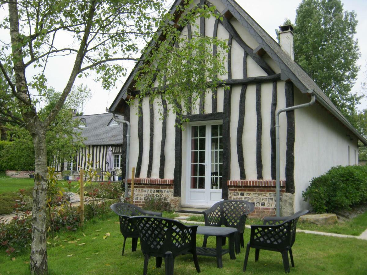 Gite Des Pins Penches Brunville 외부 사진